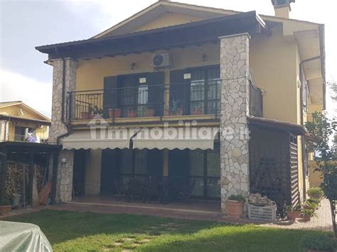 Vendita Villa Bifamiliare In Via Belvedere Fiano Romano Buono Stato