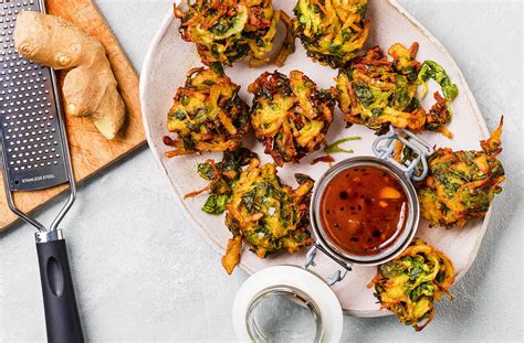 Potato And Spinach Pakoras Recipe Indian Fakeaway Recipes Tesco