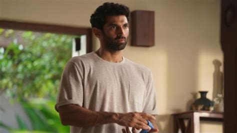 13 Film India Aditya Roy Kapur Aashiqui 2 Hingga Fitoor