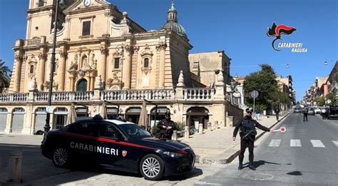 Ragusa Lotta Allo Spaccio Di Stupefacenti I Carabinieri Sgominano Una