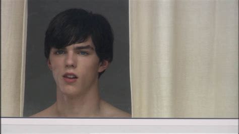 Skins 1x01 - Nicholas Hoult Image (13237077) - Fanpop