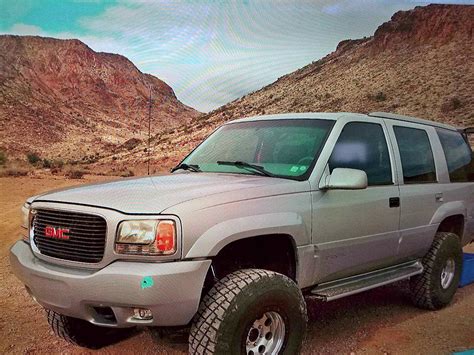 2000 GMC Yukon Denali · Sport Utility 4D