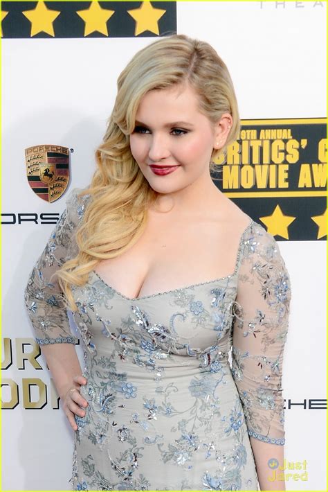 Abigail Breslin - Critics' Choice Awards 2014 | Photo 634737 - Photo Gallery | Just Jared Jr.