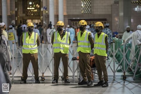 فرق تدخل لخدمة زائري المسجد النبوي جريدة الوطن السعودية