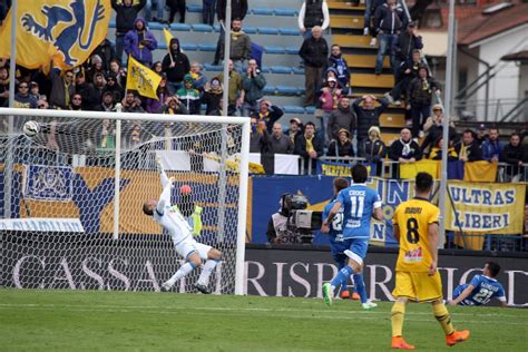 Empoli Parma L Orgoglio Degli Emiliani Frena Gli Azzurri