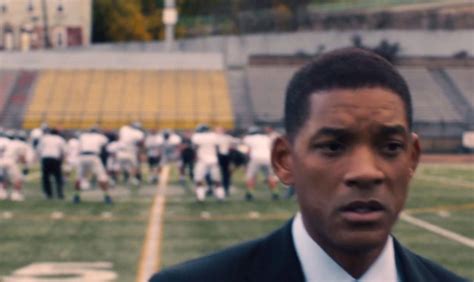 Movie Review: Concussion | TMR Zoo