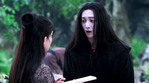 Id Gifs From The Series The Untamed Showing While Gay
