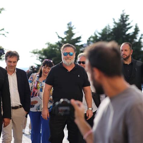 Russell Crowe Innamorato A Catanzaro Il Mondo Dovrebbe Vedere La