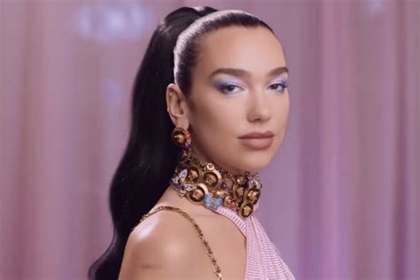 Dua Lipa Se Convierte En Barbie Para El Sencillo Dance The Night Glamour