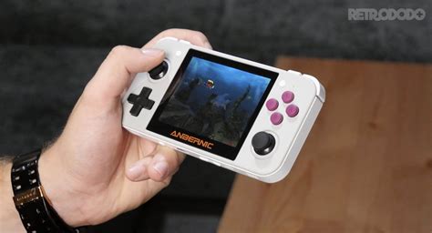 RG350 Review - A Great Starter Handheld Games Console