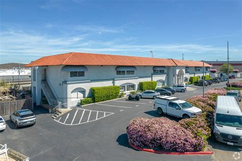 4891 4895 Pacific Hwy San Diego Ca 92110 Trendsource Office