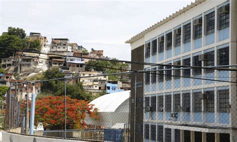 Escola Municipal Odilon De Andrade - 9