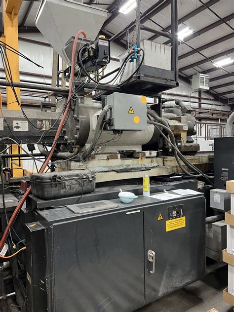 Used Cincinnati Milacron Mm Injection Molding Machine