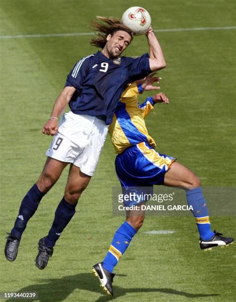 262 Batistuta 2002 Photos And High Res Pictures Getty Images