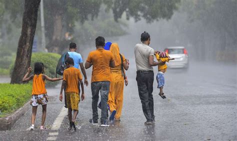 Delhi Weather Update Imd Issues Orange Alert Till July 3 Predicts