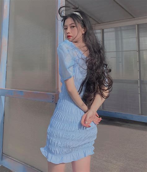 The Face Việt Nam Lộ diện gái xinh đối thủ của hot girl bắp cần bơ