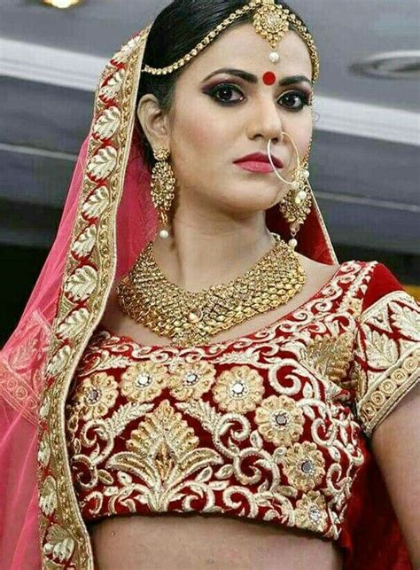 Pin By Sushmita Basu ~♥~ On Weddings Brides Outfits Beautiful Moments Indian Wedding