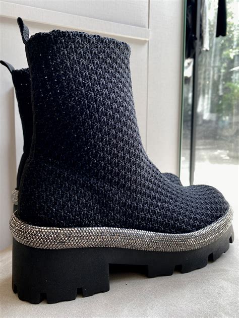 Bota Coturno Ágatha Tricot Preto Oui Lingerie Peças feitas à mão muito amor e carinho