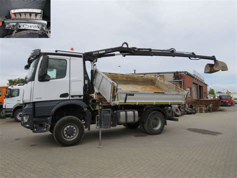 Mercedes Benz Arocs 1833 AK 4x4 2 Achs Allradkipper Kran Funk Tipper