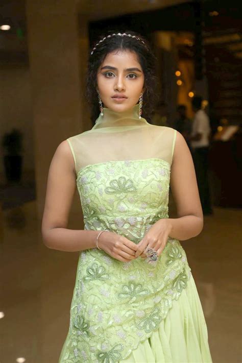 Anupama Parameswaran కార్తికేయ 2 మూవీ ప్రీ రిలీజ్ ఈవెంట్‌లో అనుపమ