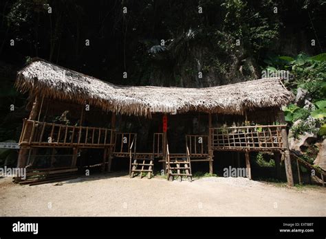 Malay Hut Hi Res Stock Photography And Images Alamy