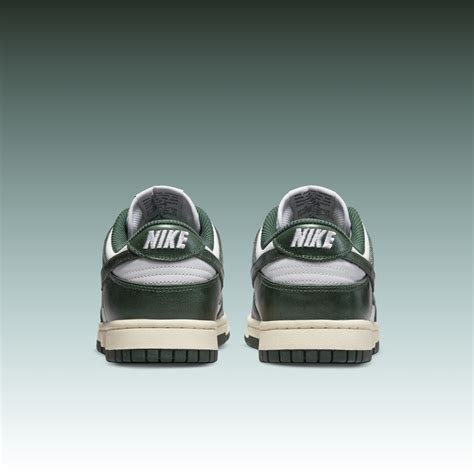 The Nike Dunk Low "Vintage Green" Returns This November - TheSiteSupply