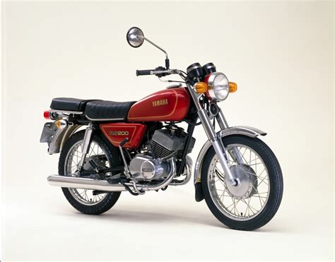 Yamaha RS200 Classic Bike Gallery | Classic Motorbikes