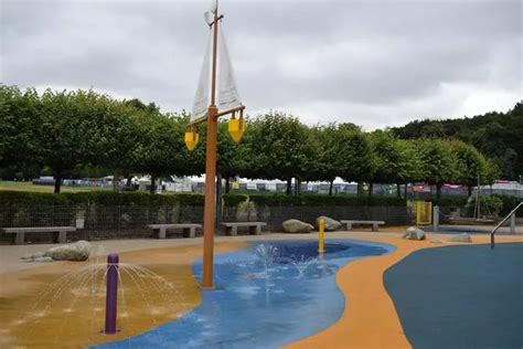 12 Splash Pads And Paddling Pools In Surrey To Tick Off This Summer