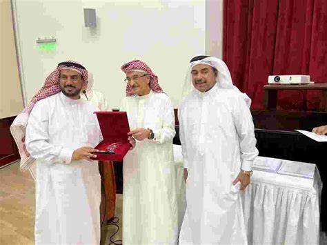 BRCS Chairman Awards Prince Salman Bin Hamad Medal For Medical Merit To