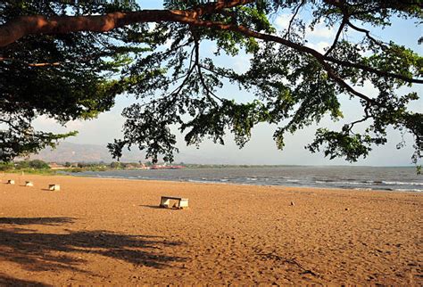 20 Burundi Beach In Bujumbura Stock Photos Pictures And Royalty Free