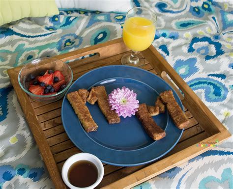 Cute And Easy Mother S Day Breakfast In Bed Idea