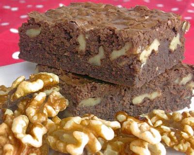 Clo S Sensuous Delights Brownies Aux Amandes Et Noix Sans Farine