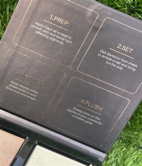 Huda Beauty 3D Highlighter Palette AM Store