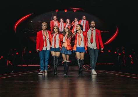 Rbd Faz Show Em S O Paulo Marcado Por Nostalgia E Hist Ria Da Banda