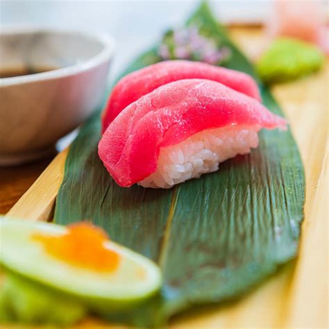 Нигири тон 2бр – Salmon Sushi Bar