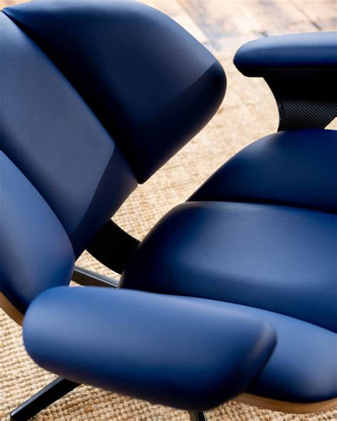 $10,000 Lounge Chairs Share a Designer With the Aston Martin DB7 and