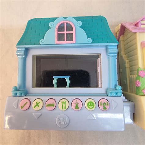 Mattel Pixel Chix House x 2