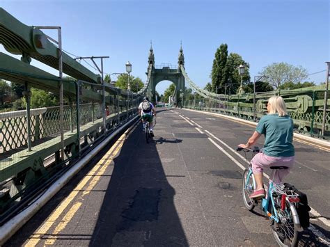 Hammersmith Bridge reopens to pedestrians and cyclists | Hammersmith Bridge closure 2019-22