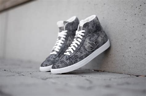 Nike Blazer Mid Premium Vintage “Grey Floral” | SBD