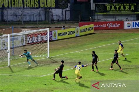 Barito Putera Raih Poin Penuh Seusai Tundukkan Persis Solo 2 0 ANTARA