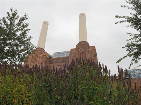 Battersea Power Station In London Stock Image Image Of Archeology