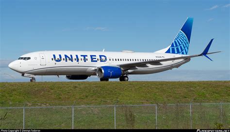 N United Airlines Boeing Wl Photo By Dennys Todorov Id