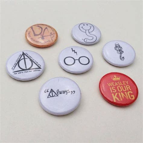 5 Harry Potter Pin Button Badges By Igcraft On Etsy Harry Potter Badges Harry Potter Library