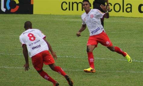 Bangu Atl Tico Clube Gols De Willen E Almir Bangu Bate A