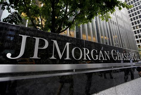 Jpmorgan Settles With Jeffrey Epstein Victims For 290 Million Reuters