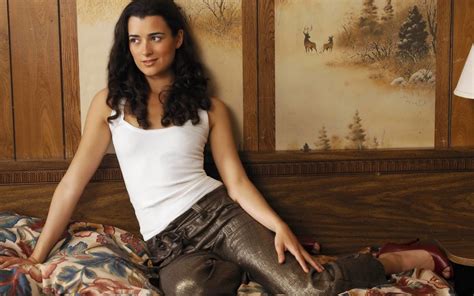 Ncis Wallpaper Ziva