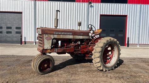 1959 International Harvester 560 Tractors 40 To 99 Hp For Sale