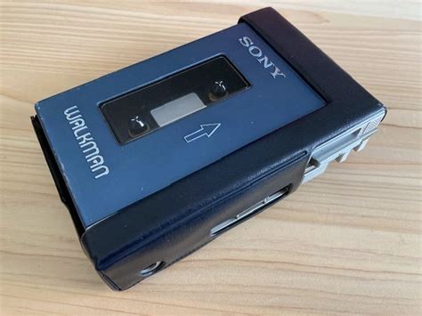 Yahooオークション 即決【整備済完動品】sony Walkman Tps L2 初代