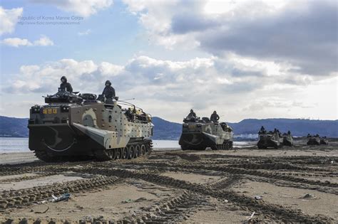 Snafu S Korean Marine Corps Aavs On Exercise