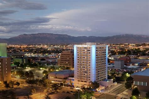 Hotels in Albuquerque, NM - Find Hotels - Hilton